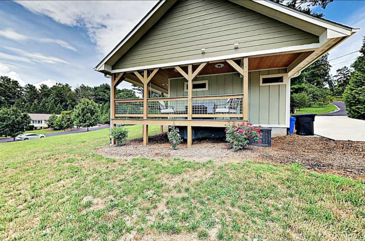 Dogwood Blossom Cottage Asheville Exterior photo